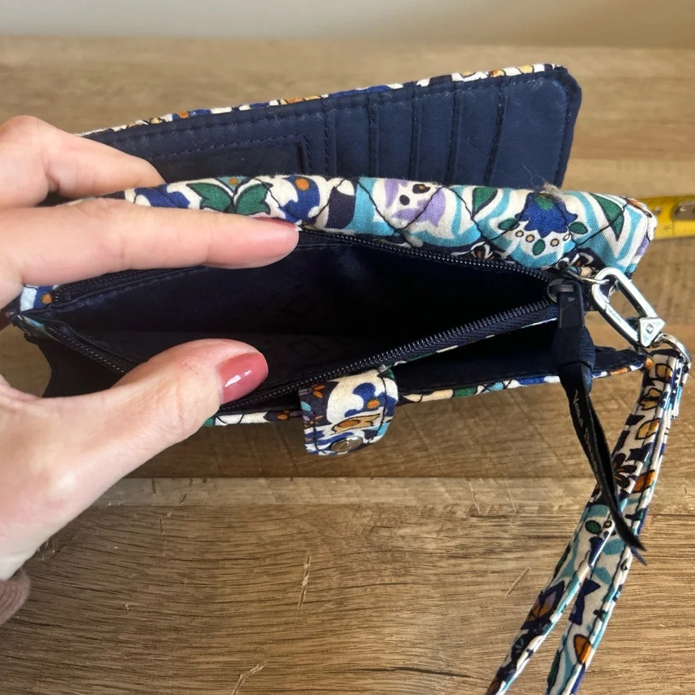 Vera Bradley RFID Wallet Crossbody‎ - Lisbon Medallion Cool Print Colorful